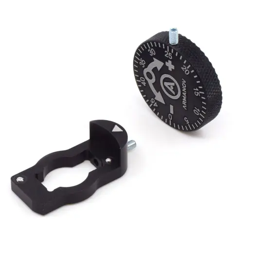 Ovladač prachovačů Dillon. Pro malou odměrku prachovače. Umožňuje přesné nastavení prachové navážky.